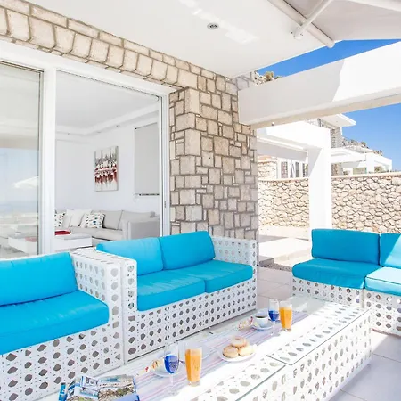 In Rhodes With Infinity Pool & Bbq Kalithies