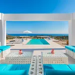 In Rhodes With Infinity Pool & Bbq Βίλα