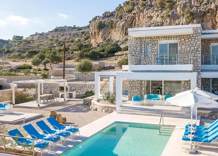 In Rhodes With Infinity Pool & Bbq Villa *