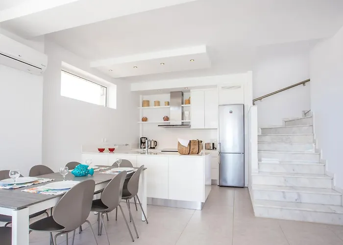 Villa In Rhodes With Infinity Pool & Bbq *