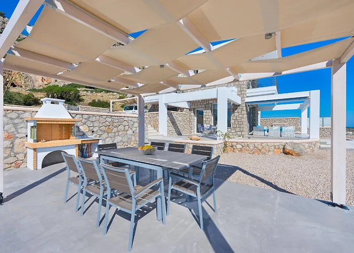 In Rhodes With Infinity Pool & Bbq Kalithies