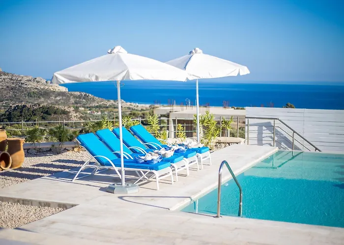 In Rhodes With Infinity Pool & Bbq