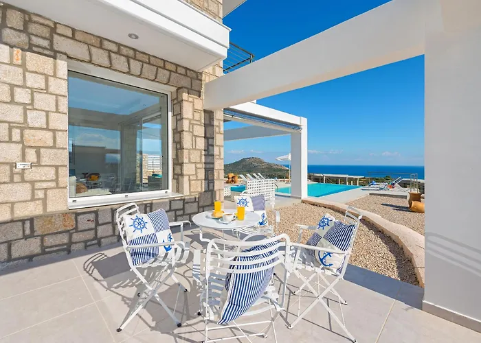 In Rhodes With Infinity Pool & Bbq *