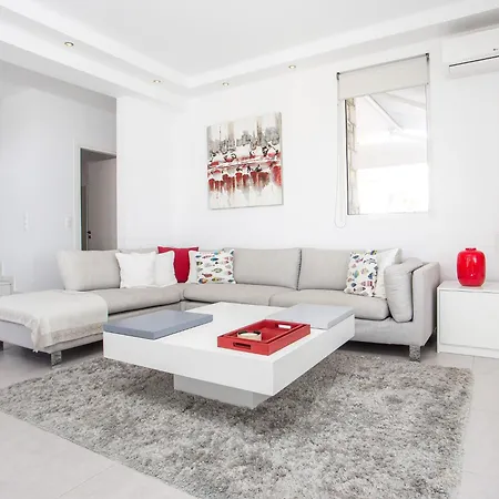 In Rhodes With Infinity Pool & Bbq * Kalithies